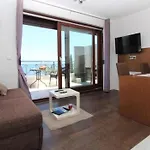 Apartment With Parking Space - 24419