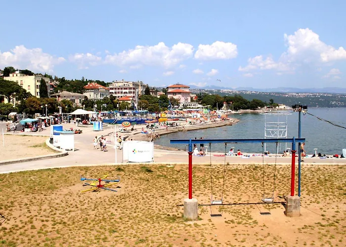 With Parking Space - 24419 Opatija