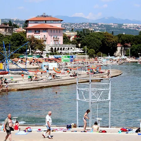 With Parking Space - 24419 * Opatija