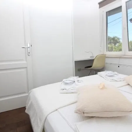 Апартаменты With Parking Space - 24419 Опатия