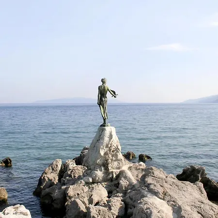 With Parking Space - 24419 * Opatija