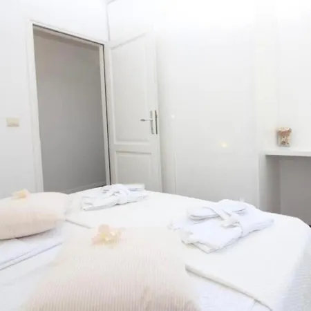 With Parking Space - 24419 Appartement Opatija