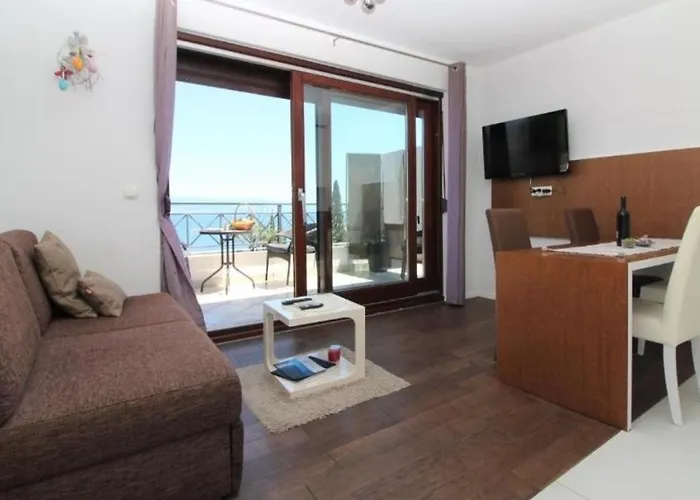 Апартаменты With Parking Space - 24419